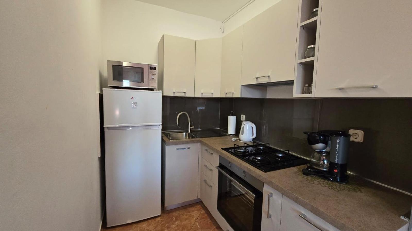 Studio Apartment Ljubica For 2 Persons 150M From The Beach Porec Exterior photo